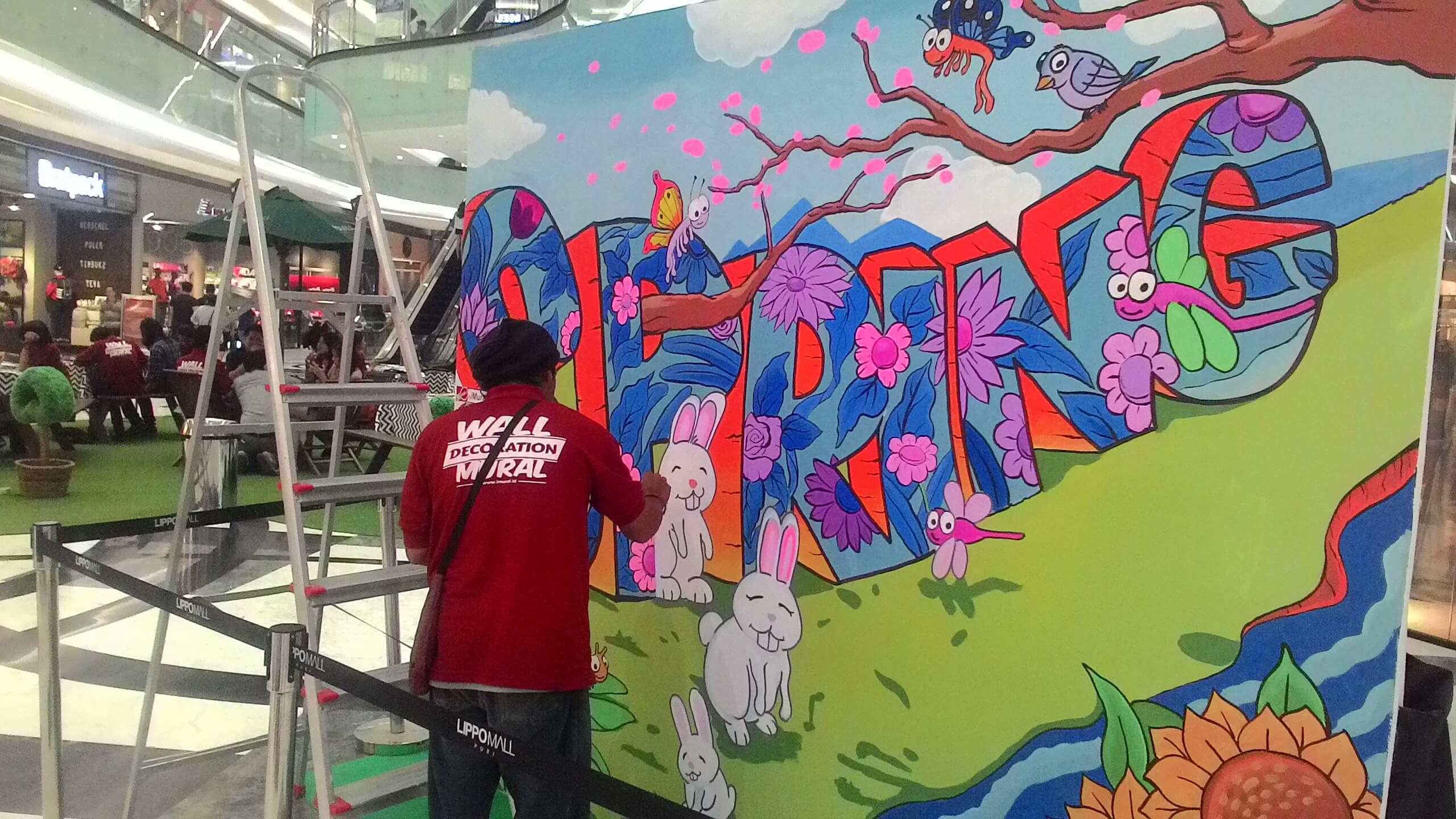 Live Mural Painting at Lippo Mall Puri