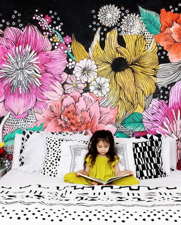 dekorasi kamar anak dengan mural flowers